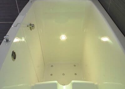 cromotherapy-yellow-bath