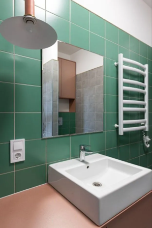 green bathroom idea 2